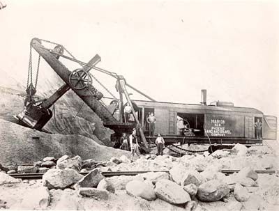Steam shovel, Phoenix Sand and Gravel Company, Port Washington, N.Y.,  1910