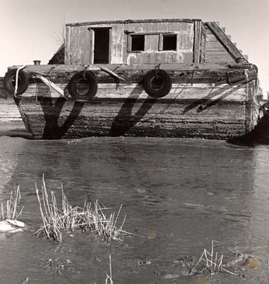 Abandoned sand barge, Port Washington sandbank area, N.Y., 1970�s