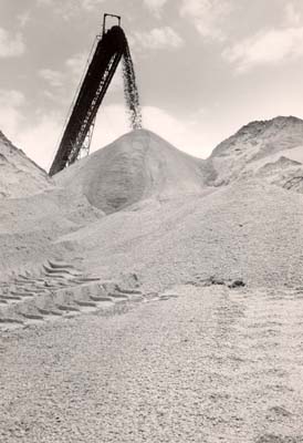 Raw storage conveyor belt, McCormack Sand Company, 1982